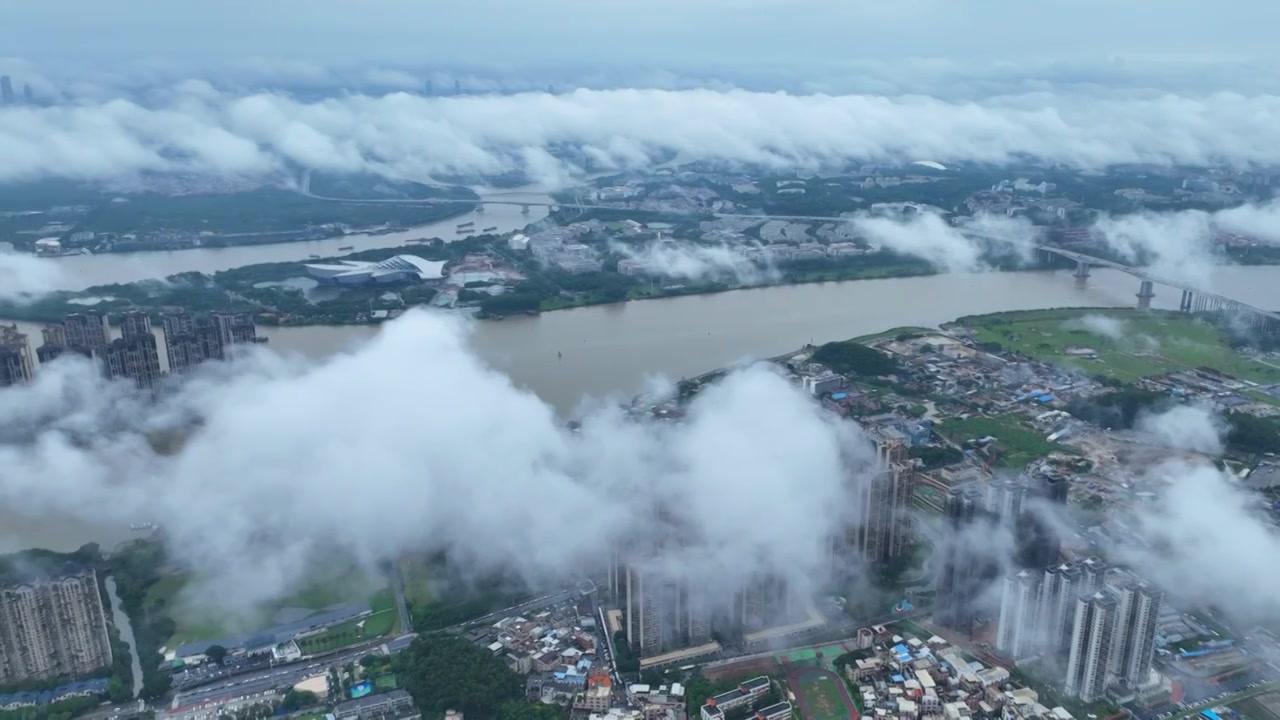 4K高清航拍广州珠江上空壮美云海视频素材