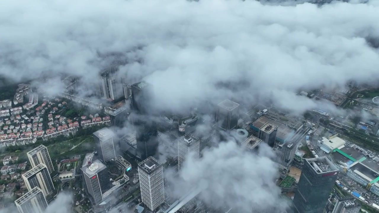 4K高清航拍广州珠江上空壮美云海视频素材