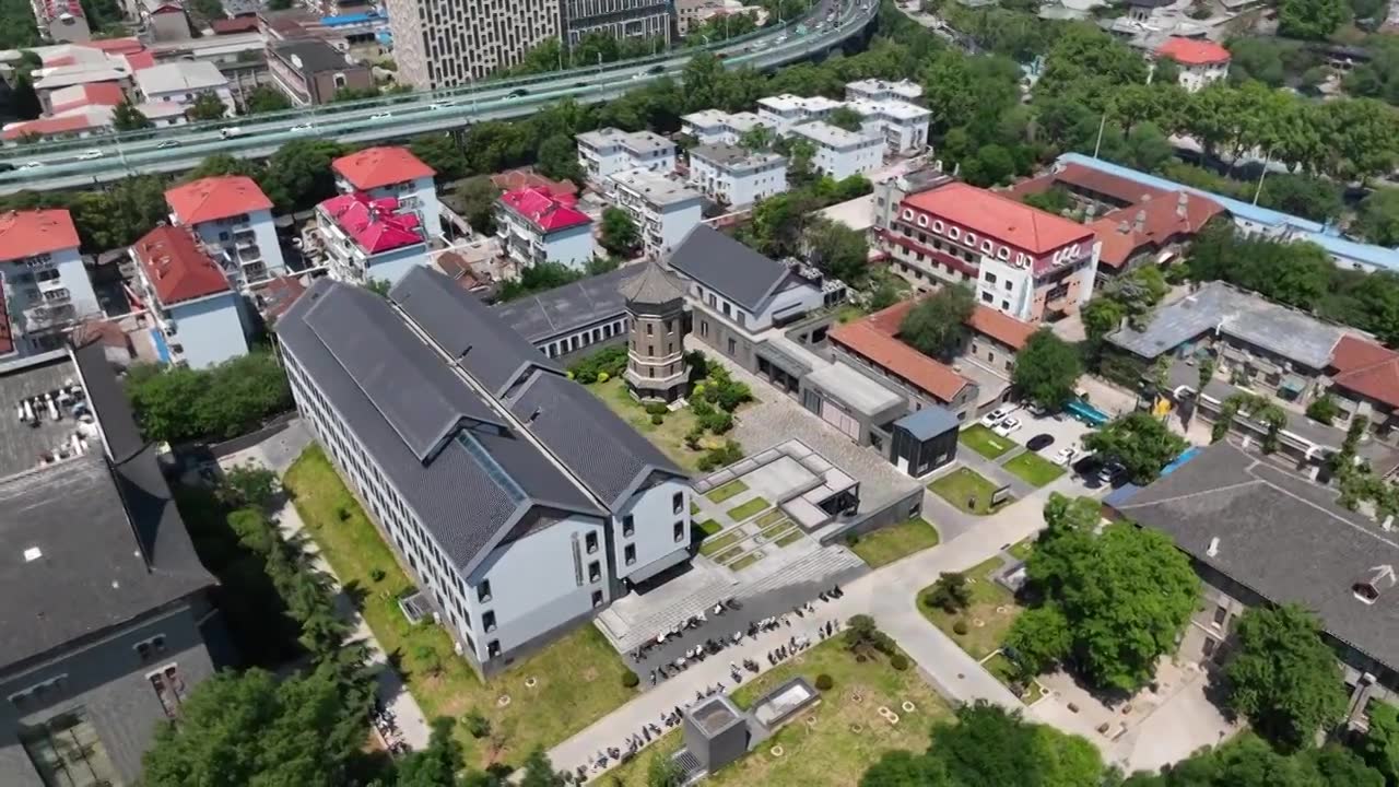 中国山东大学趵突泉校区城市天际线航拍视频素材