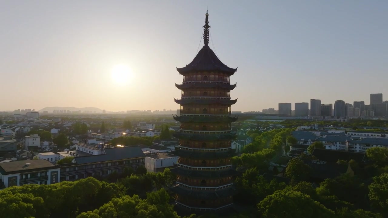 航拍苏州古城中心地标北寺塔日落视频素材