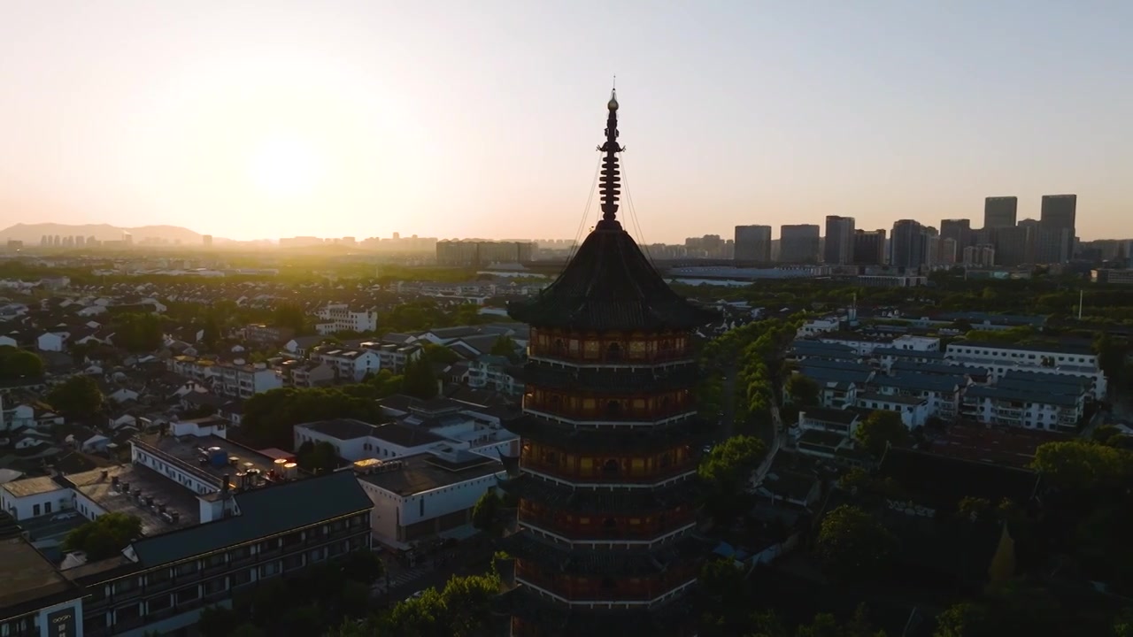 航拍苏州古城中心地标北寺塔日落视频素材