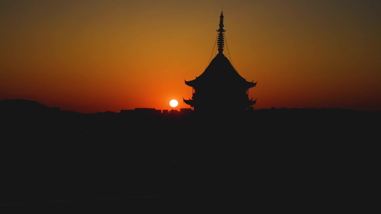 航拍苏州古城中心地标北寺塔日落视频素材