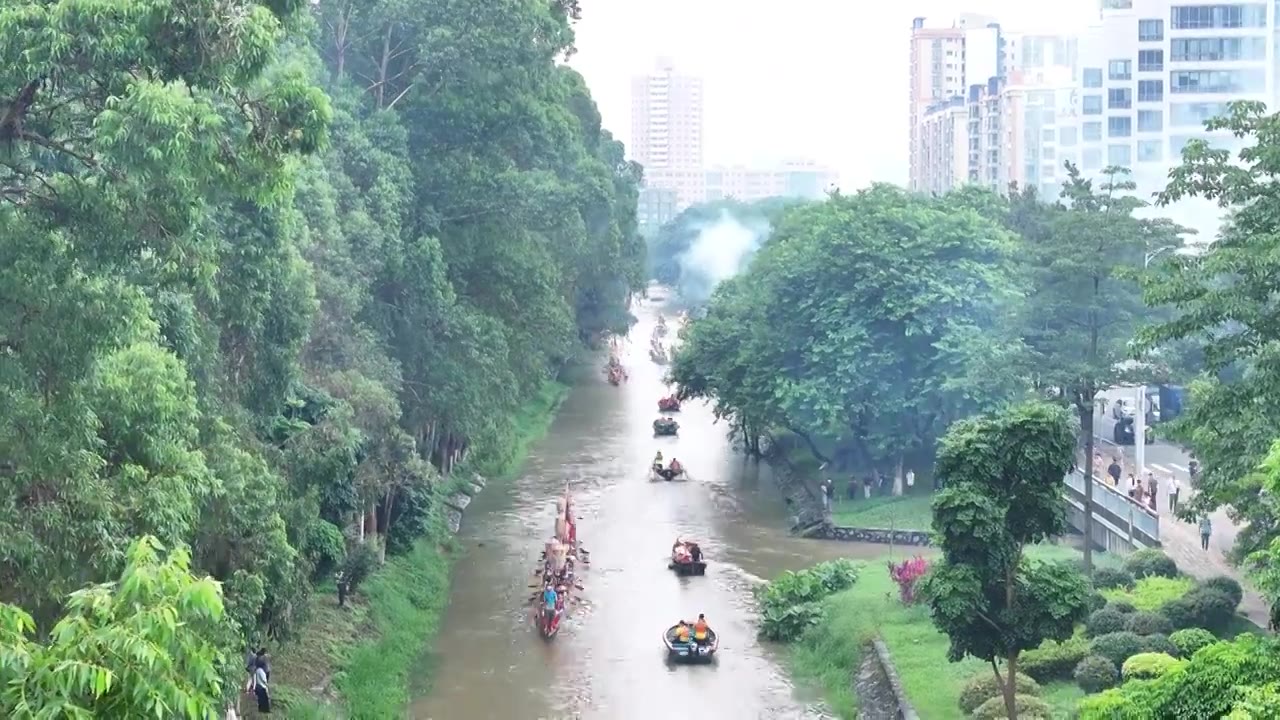 中国广东省广州市天河汇彩路深涌招景视频素材