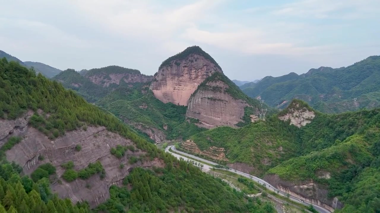 牧场 宝鸡市陈仓区大水川国际旅游度假区视频素材