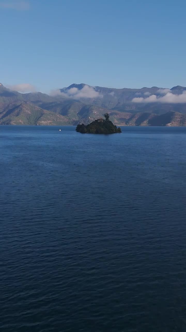 泸沽湖洛克岛视频素材