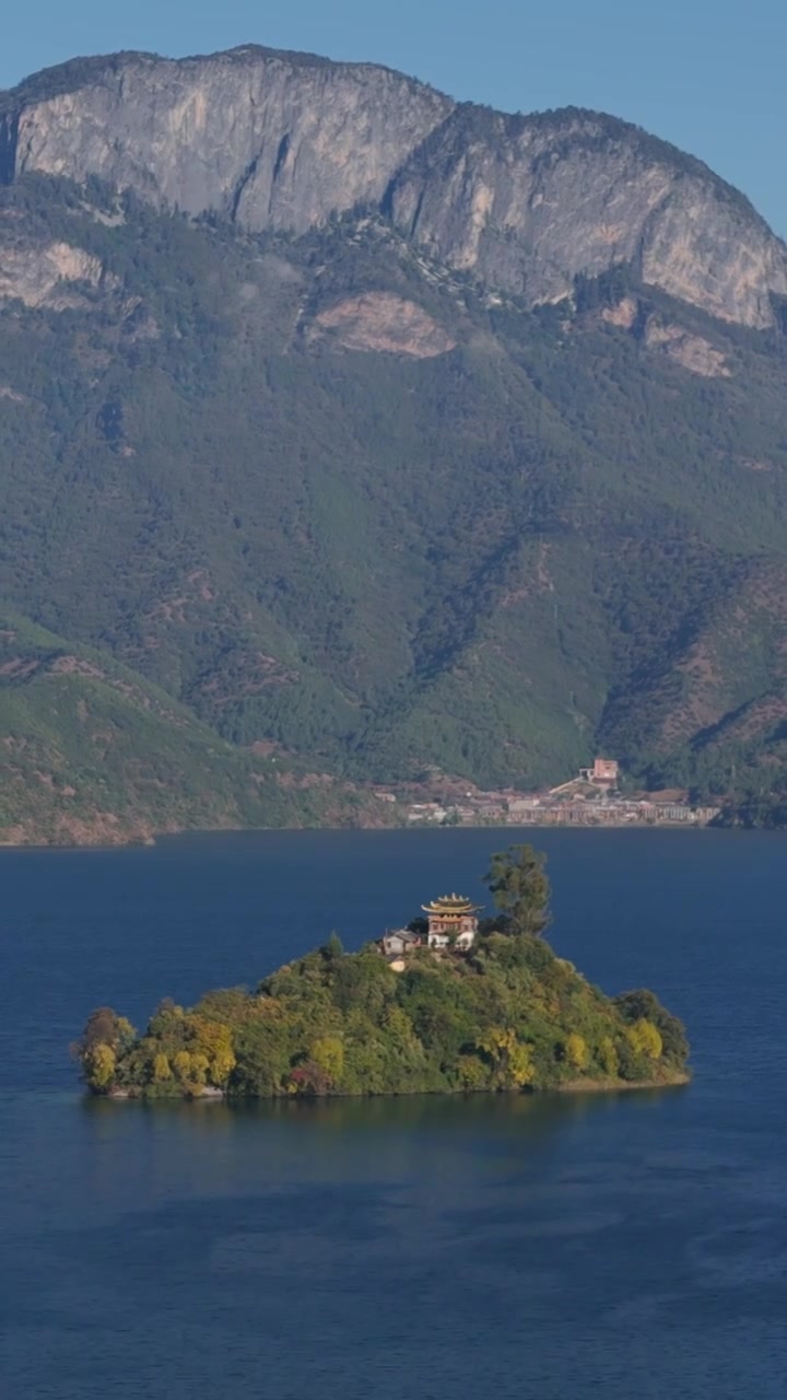 泸沽湖洛克岛视频素材