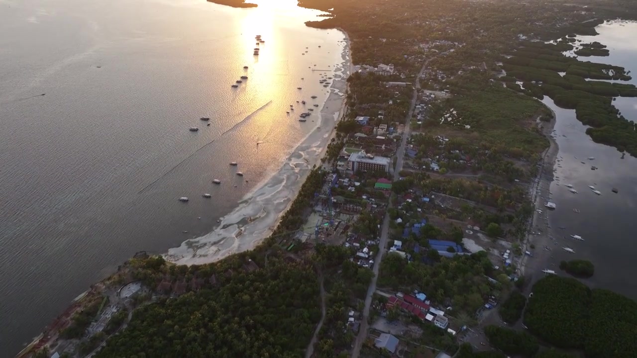 千岛之国，宿务省，保和省，保和岛，邦劳，Bayan ng Panglao，海边度假村，游艇码头，航拍视频素材