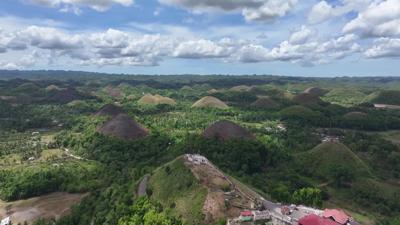 千岛之国，宿务省，保和省，保和岛，Bohol ，巧克力山，Chocolate Hills，晴朗，航拍视频素材