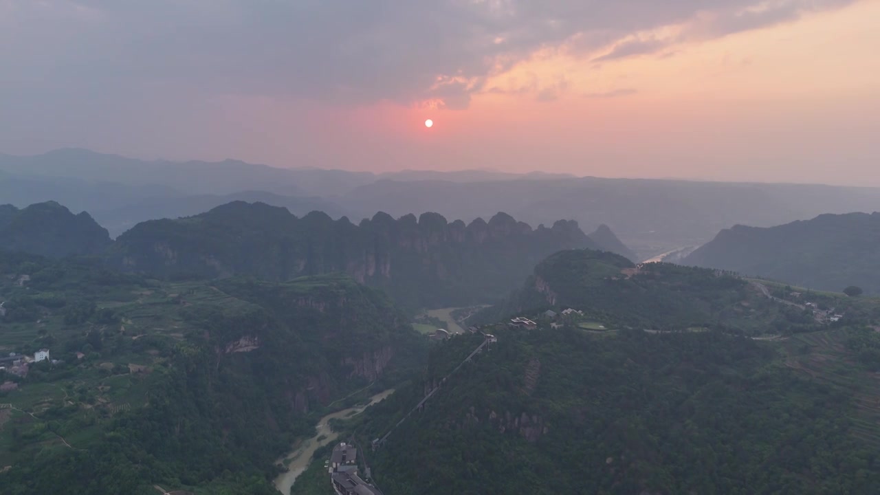 4k航拍-户外徒步胜地-浙江绍兴安山古道-十九峰视频下载