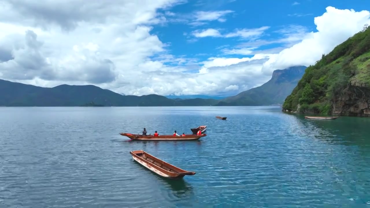 4K高清航拍泸沽湖女神湾美景视频素材