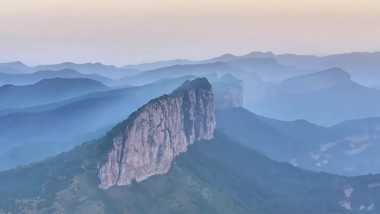 航拍山西长治太行山日出视频素材