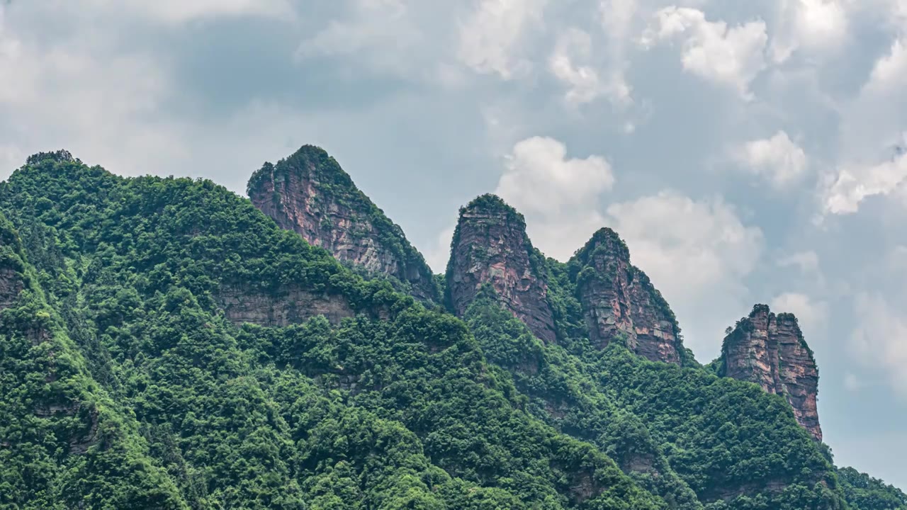 8K张家界特殊地质地貌特写蓝天白云延时视频素材