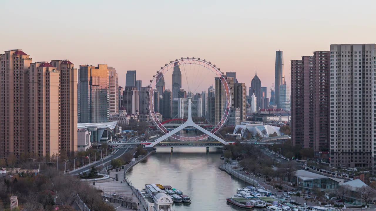 落日夜景时分的海河畔天津之眼摩天轮视频素材