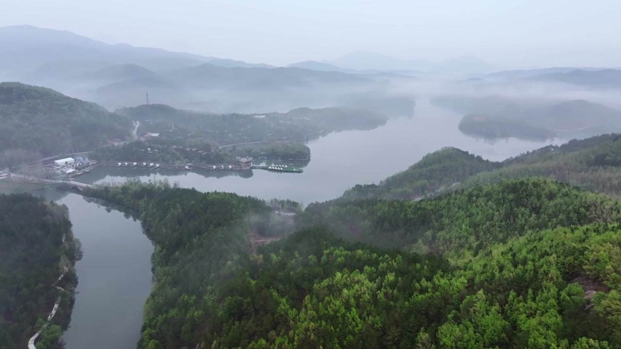 南阳市南召县五朵山景区九龙湖度假区航拍视频素材