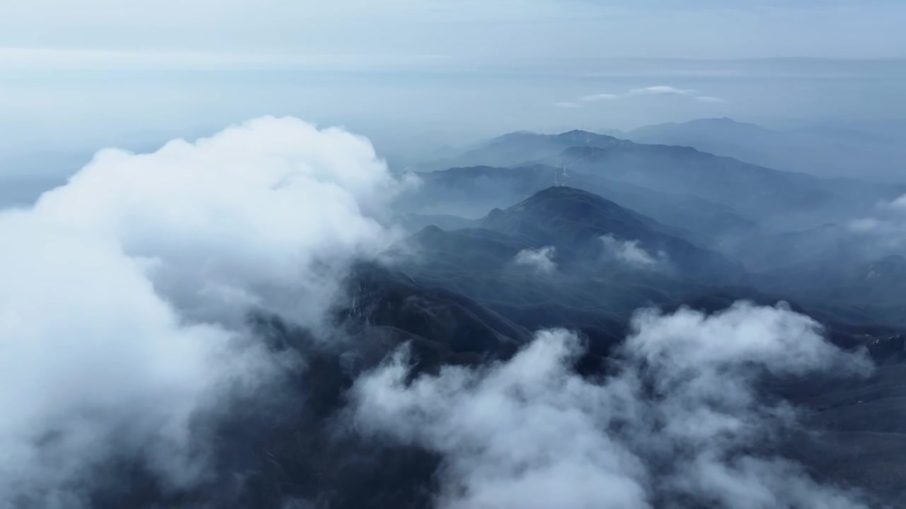 河南南阳五朵山云海航拍视频素材