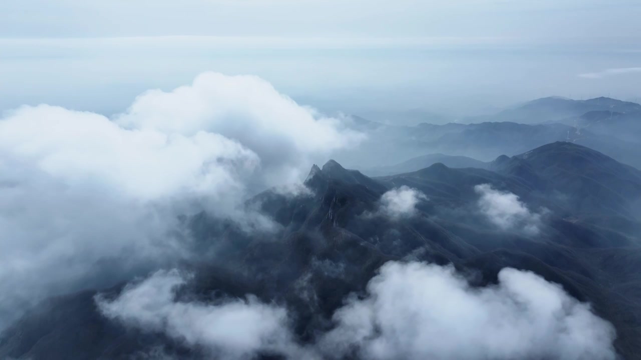 河南南阳五朵山云海航拍视频素材