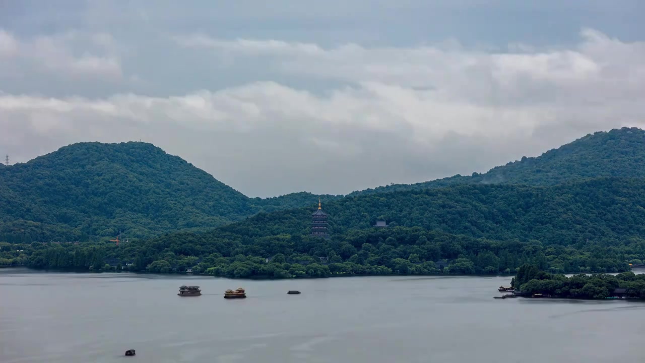 浙江杭州西湖雷峰塔雨后云海延时摄影视频下载