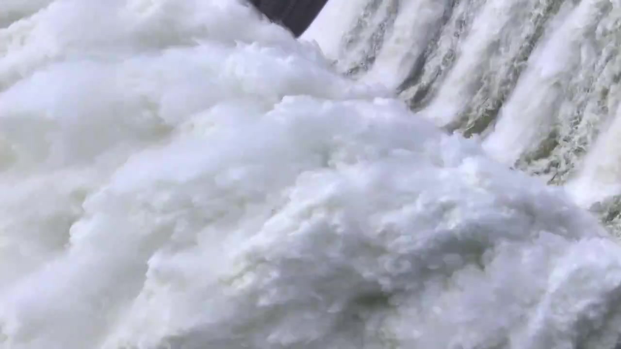 湖南 安化 柘溪水库 泄洪 暴雨 水位上涨视频素材