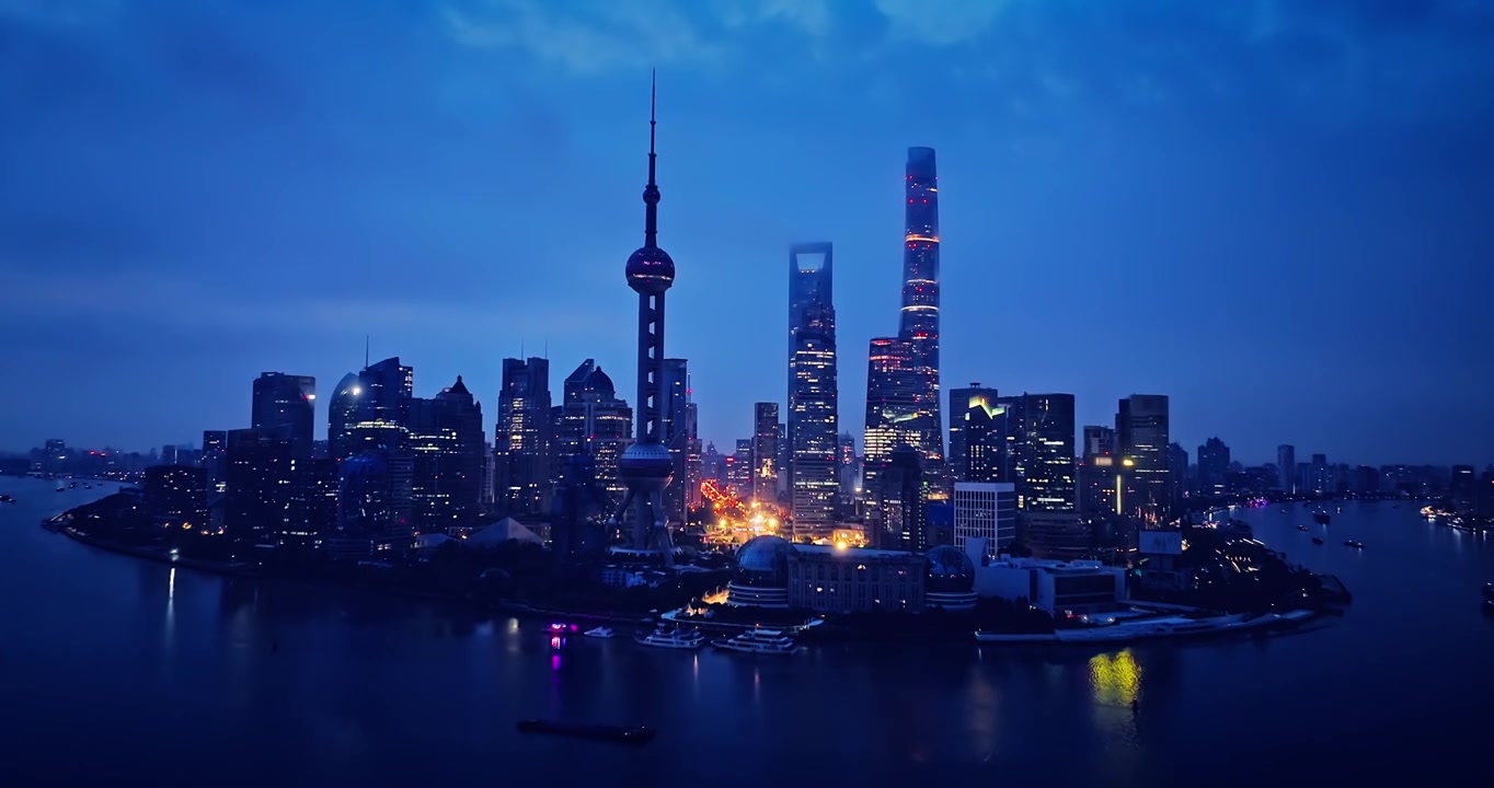 中国上海现代城市风景，商务金融背景视频素材