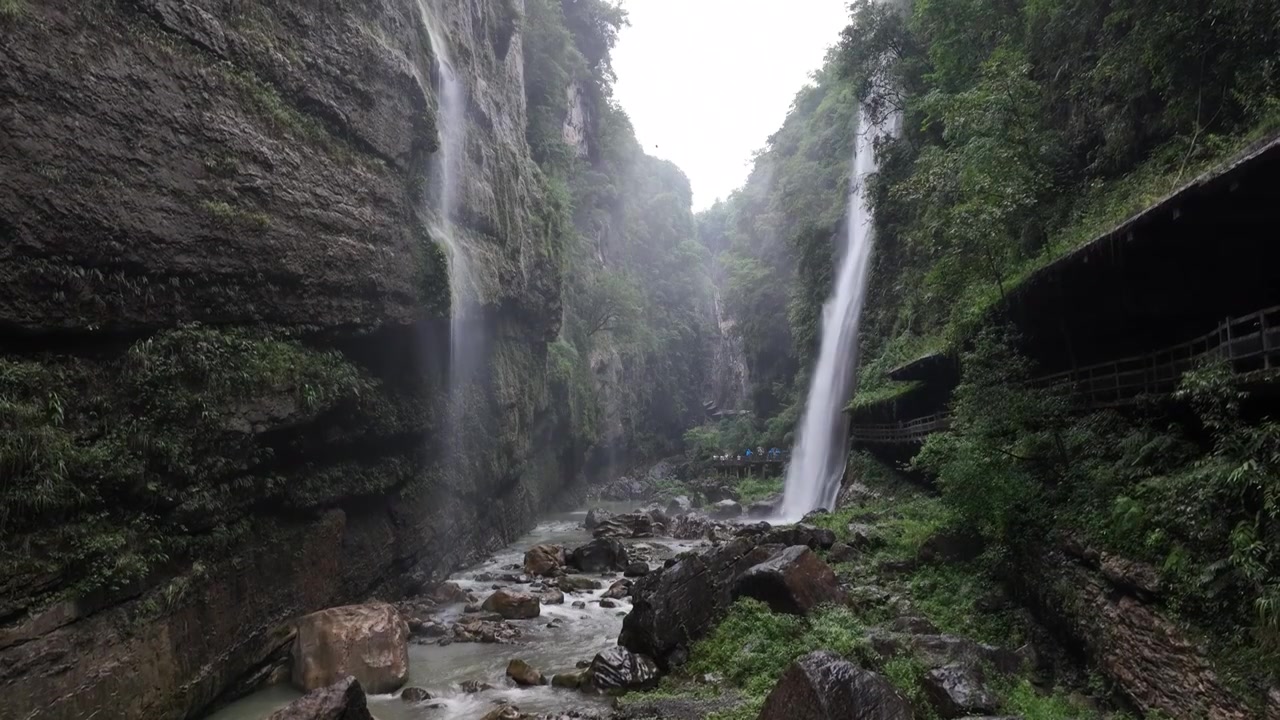 世界地质公园湖北恩施大峡谷著名景点云龙瀑布视频素材