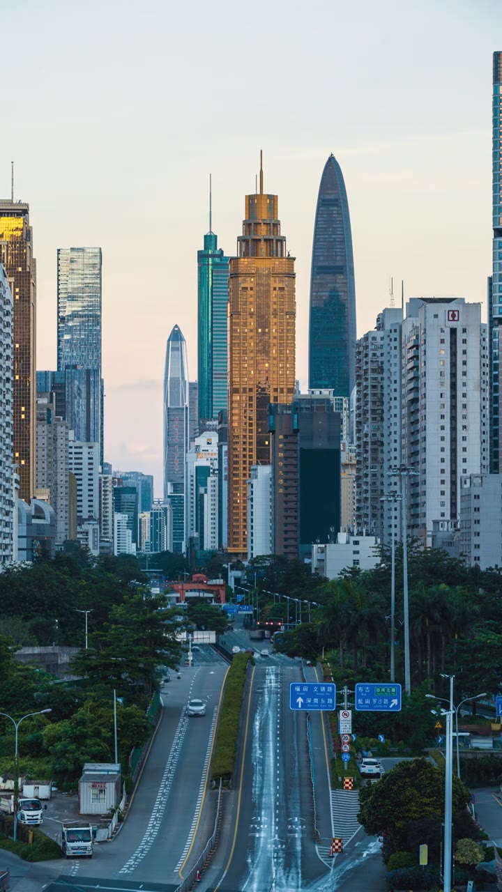 深圳罗湖深南东路城市天际线夜转日延时视频素材