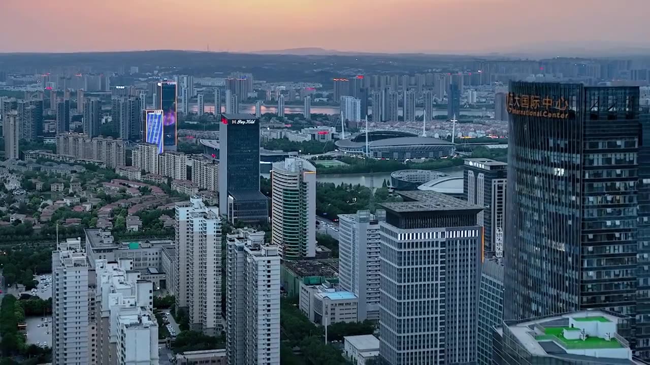 河南洛阳：晴天万里城市地标大景航拍视频下载