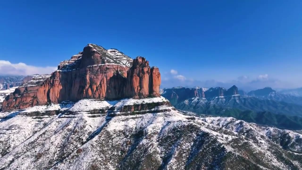 航拍长治市板山春雪后的景色视频素材