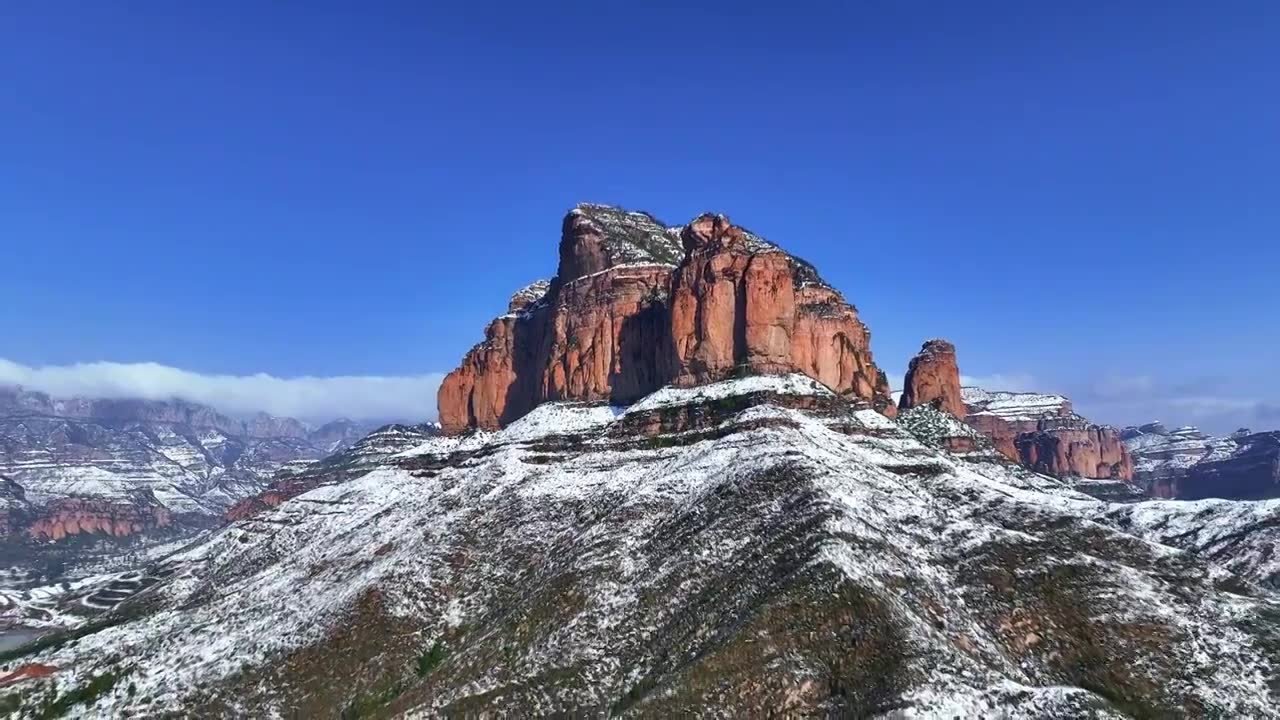 航拍长治市板山春雪后的景色视频素材