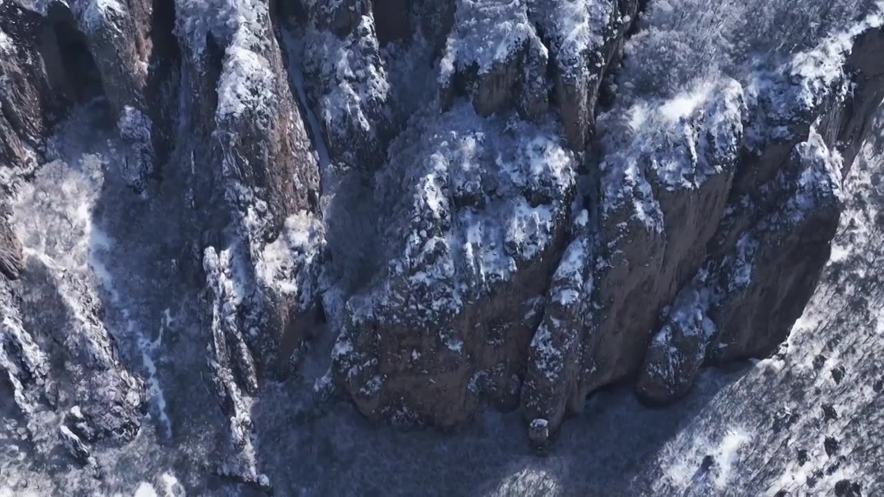 山西省长治市太行山春雪视频素材