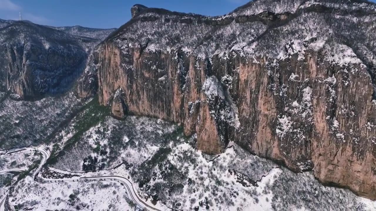 山西省长治市太行山春雪视频素材