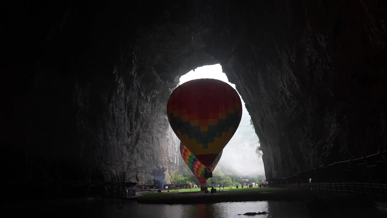 最大的洞穴通道世界地质公园国家5A级旅游景区湖北利川腾龙洞洞口视频素材