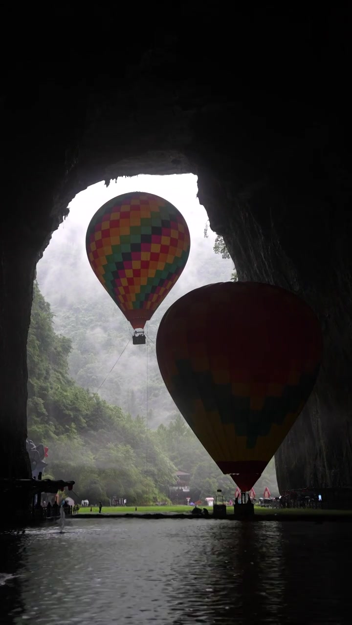 最大的洞穴通道世界地质公园国家5A级旅游景区湖北利川腾龙洞洞口视频素材