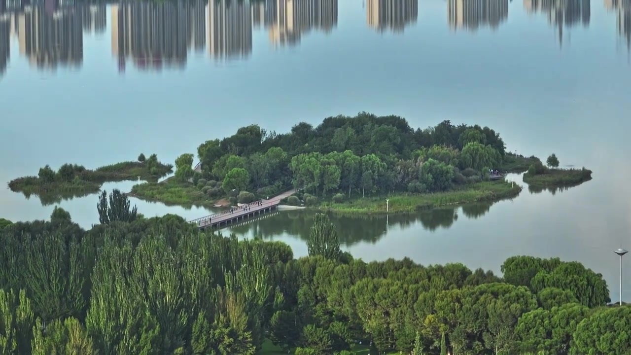 大同文瀛湖航拍大同城市建设御东新区视频素材