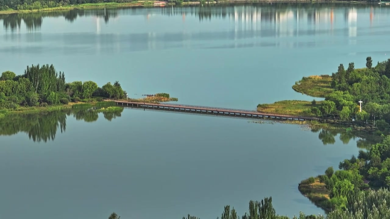 大同文瀛湖航拍大同城市建设御东新区视频素材