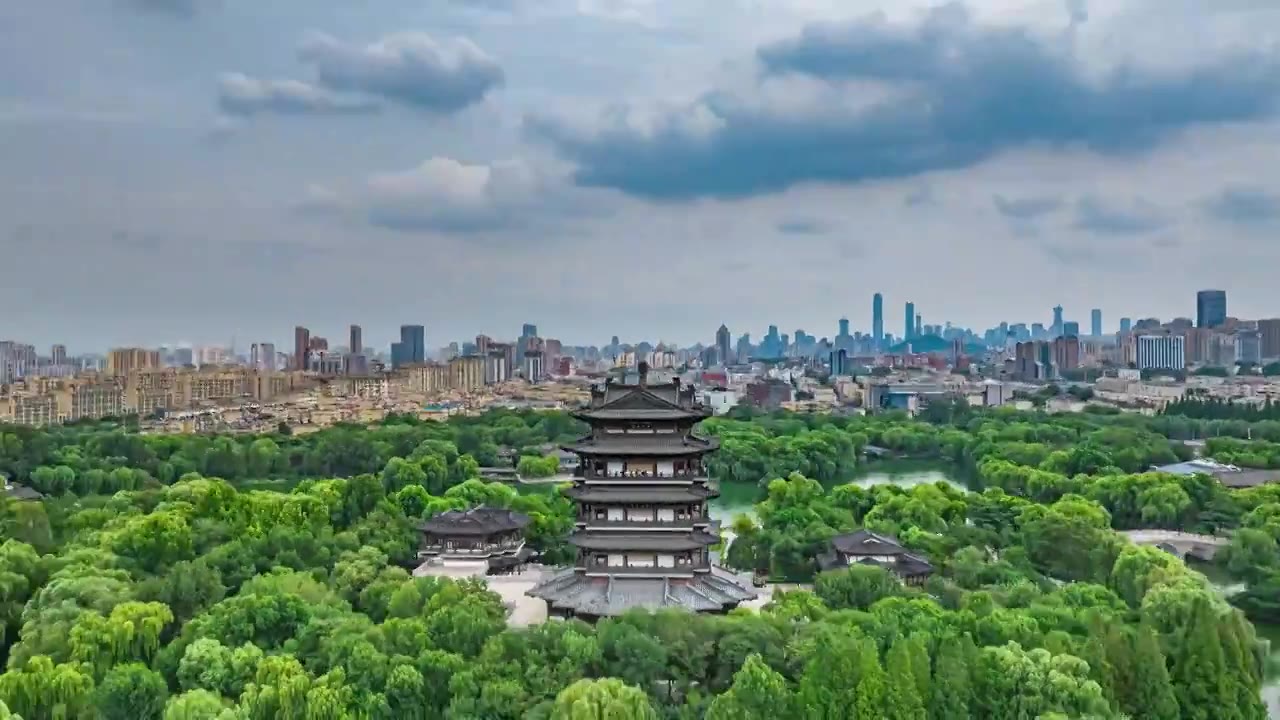 济南大明湖超然楼航拍延时视频素材