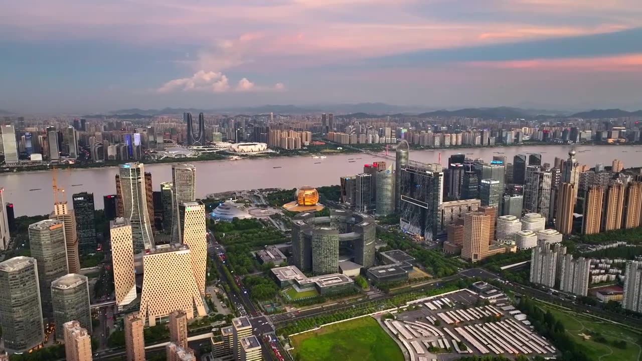 杭州城市华灯初上高楼大厦夜景视频素材