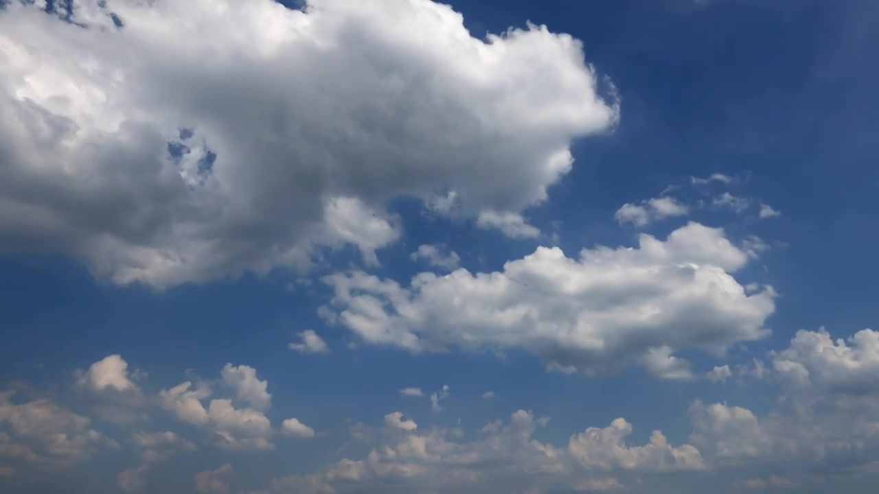 蓝天 白云 蓝天白云 云朵 白云飘飘 天空 晴天 朵朵白云 白云朵朵 天空云朵 延时 蓝天延时 云视频素材