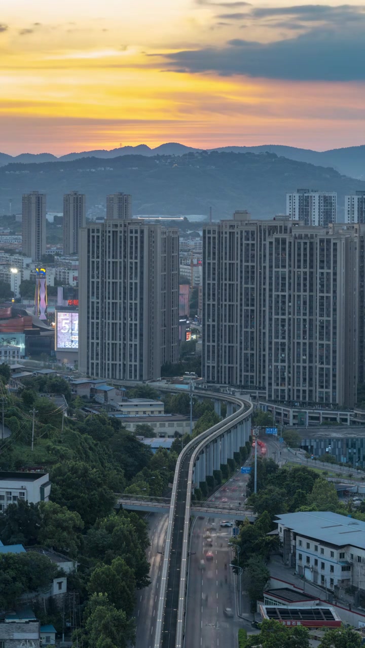 日落下的重庆鱼洞轻轨延迟都市风光视频素材