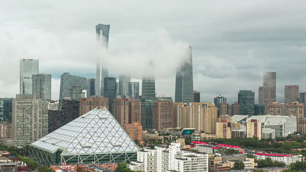 4K延时视频-雨后的北京天际线云海视频素材