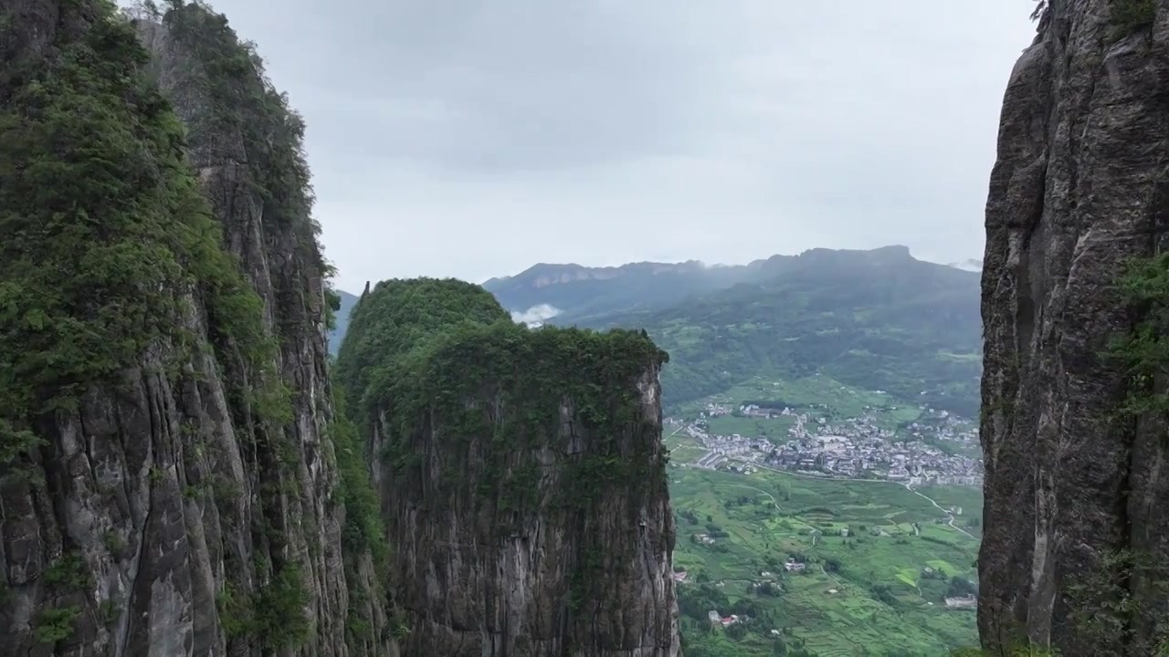 湖北恩施大峡谷景区航拍视频素材