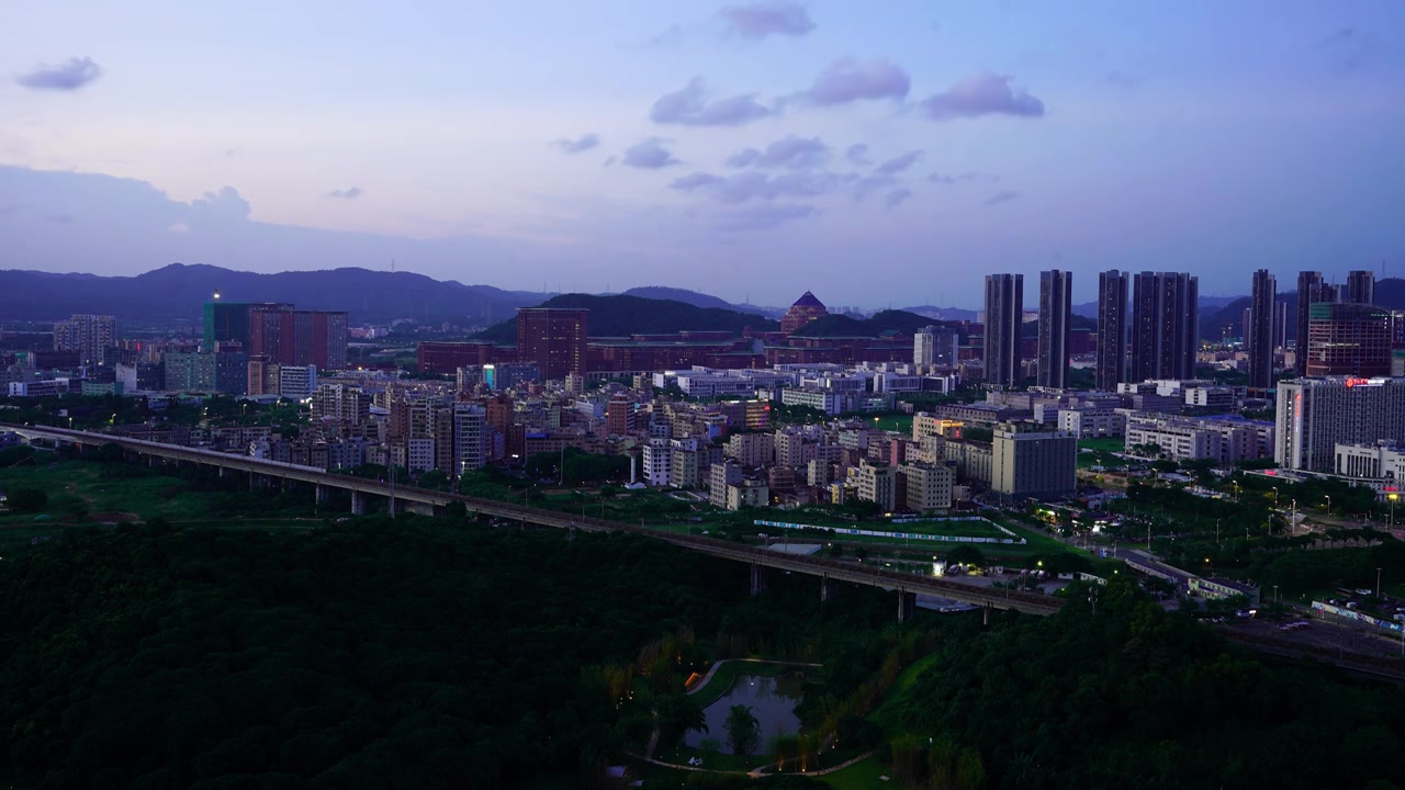 深圳光明区科学公园圳美傍晚夜景视频素材