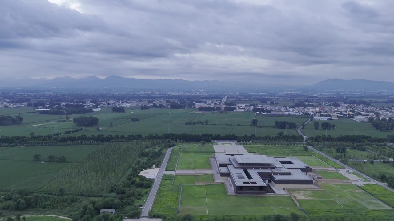 洛阳城市地标二里头夏都遗址博物馆视频素材