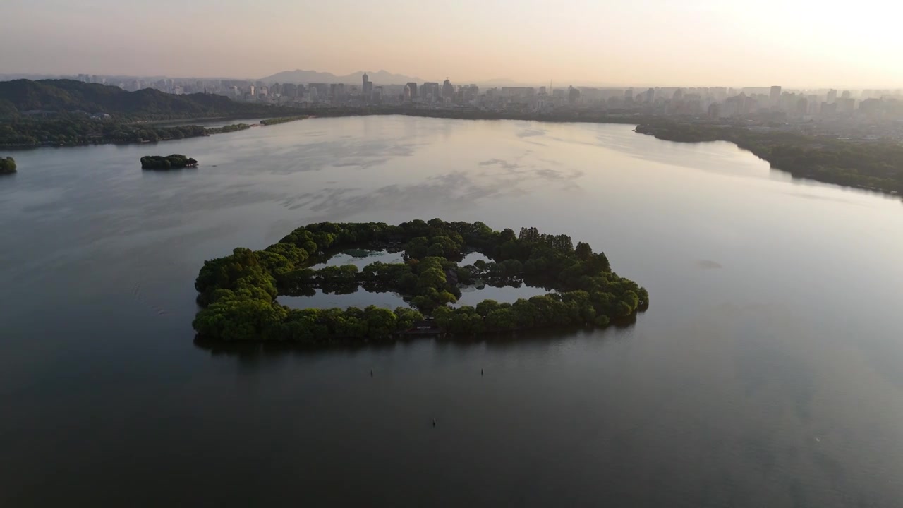 杭州西湖夏日清晨航拍风光视频下载