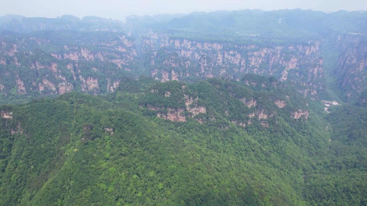 4K震撼武陵源沙岩地貌航拍视频视频素材