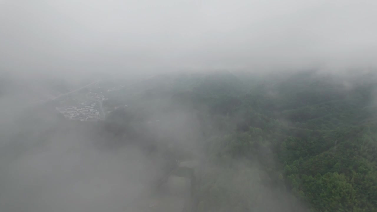 皖南山区与西递的云雾美景视频素材