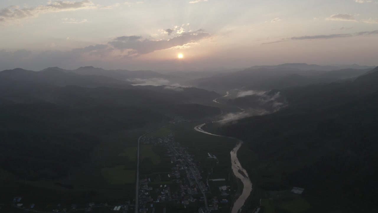 平原日落视频素材