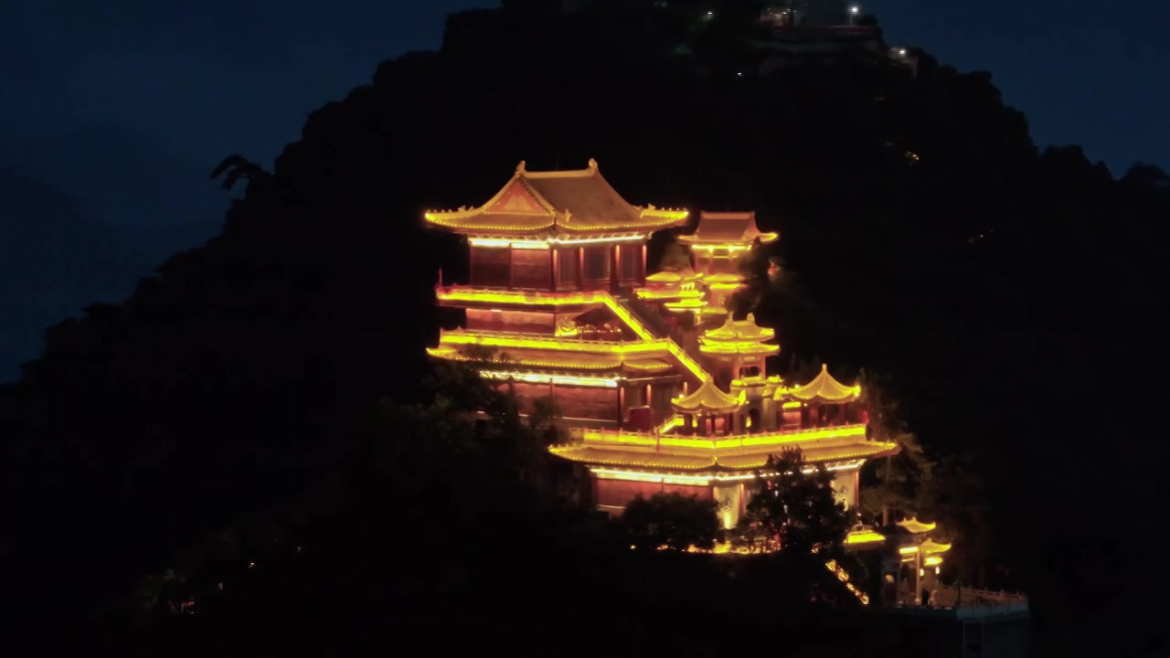 航拍秦岭山南五台寺庙日落夜景灯光视频素材