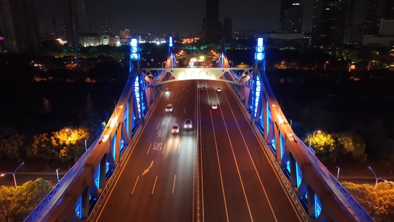 无锡梁溪区金匮大桥夜景道路交通3视频素材