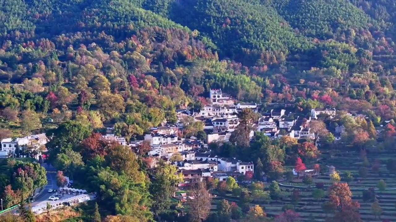 安徽黄山塔川徽派建筑群航拍视频素材