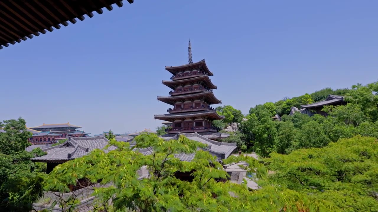 湖北襄阳唐城影视基地青龙寺古代建筑风景视频下载